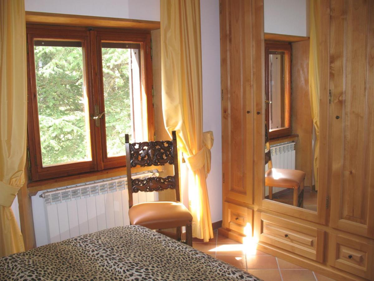 B&B Gli Scoiattoli Rocca di Mezzo Extérieur photo
